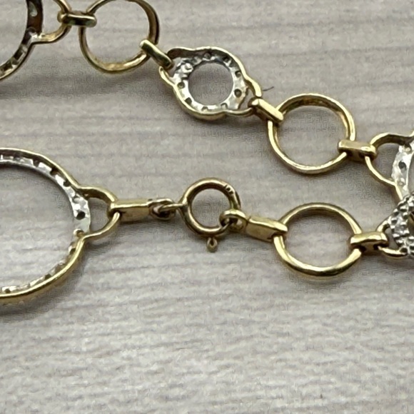 10k Solid Yellow Gold and Diamond Bracelet - Picture 5 of 7